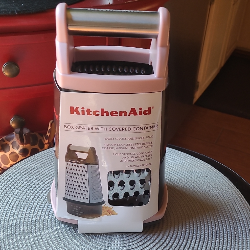 KitchenAid Box Grater w/Storage Container